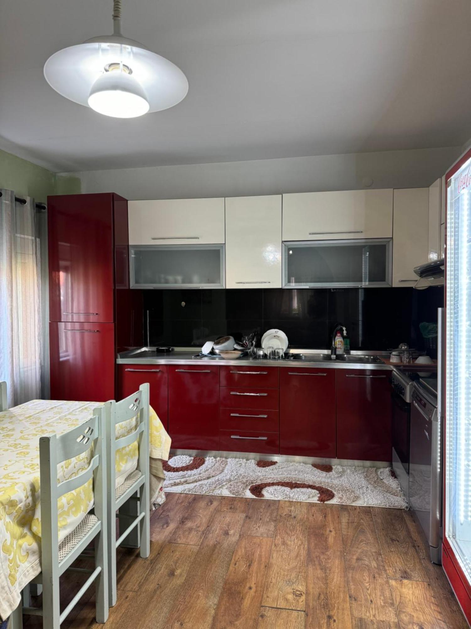 Green Door House Тирана Экстерьер фото